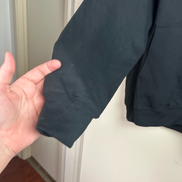 Assholes Live Forever Black White Flame Skull 40oz Bottle Graphics Hoodie Size L - Picture 6 of 15